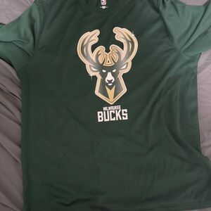 NBA Milwaukee Bucks Green Short Sleeve Tee